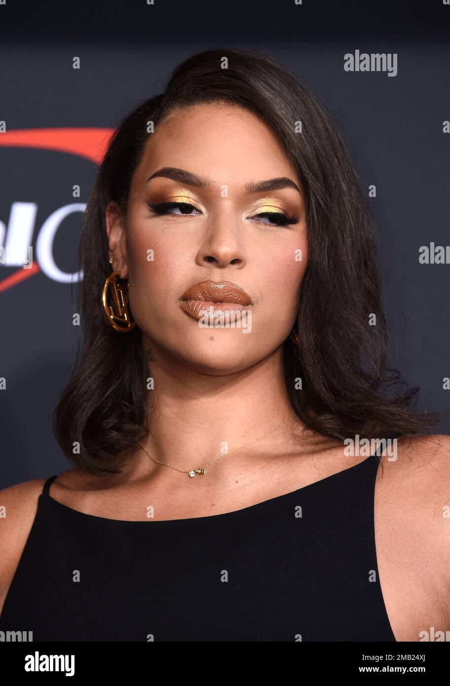 WNBA player Liz Cambage of the Los Angeles Sparks arrives at the ESPY Awards on Wednesday, July 20, 2022, at the Dolby Theatre in Los Angeles. (Photo by Jordan Strauss/Invision/AP) Stock Photo