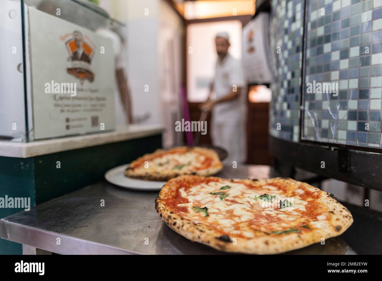 Italy Campania, Naples: Da Michele, old traditional pizza in via Cesare Sersale Stock Photo