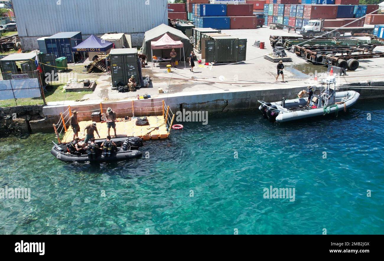 MALAKAL PORT, Palau (June 10, 2022) Sailors assigned to Underwater