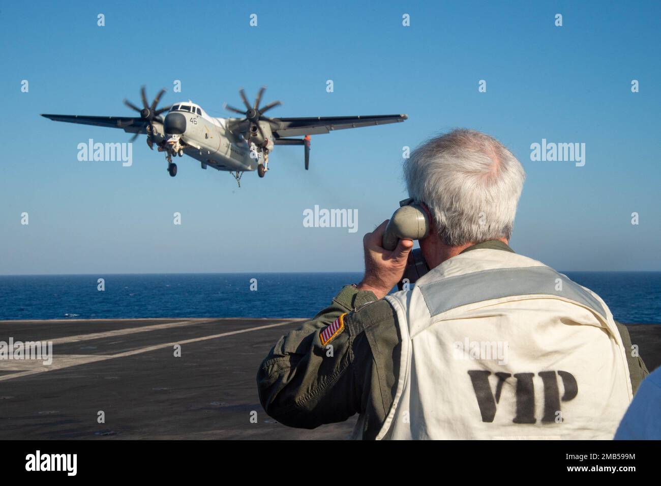 Landing signal officer platform hires stock photography and images Alamy