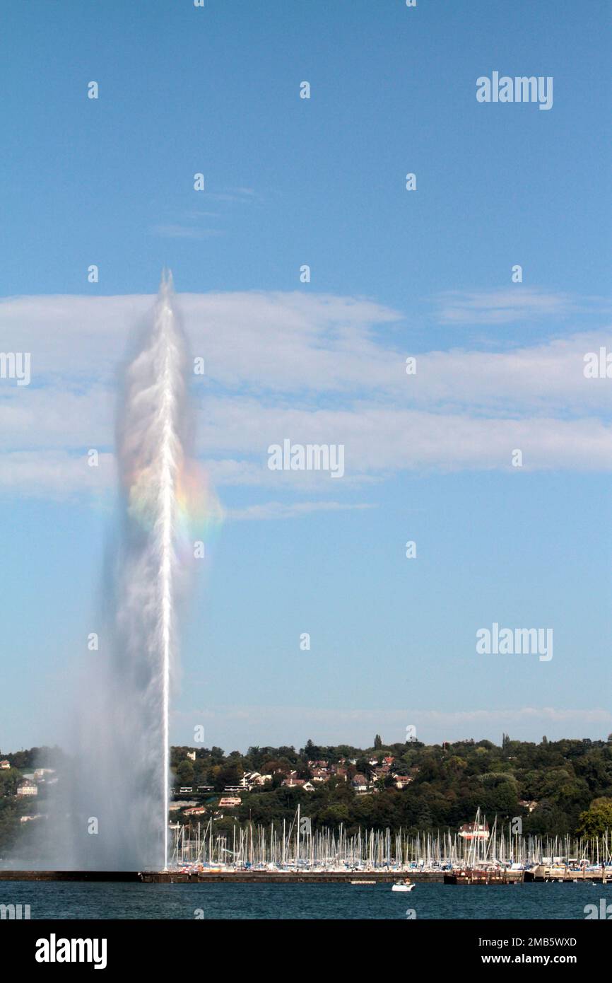 Jet d'eau. Lac Léman. Genève. Suisse. Europe. / Water jet. Lake Geneva. Geneva. Switzerland. Europe. Stock Photo