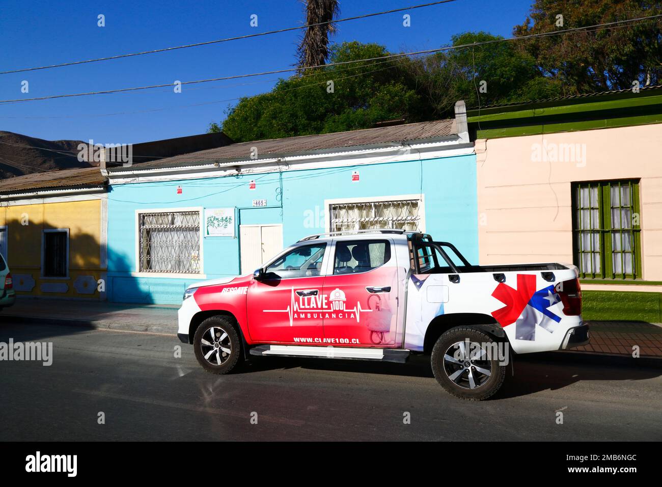 Toyota Hilux pickup coverted to an ambulance belonging to Clave 100 Ambulancias, a private healthcare company, Copiapó, Region III, Chile Stock Photo