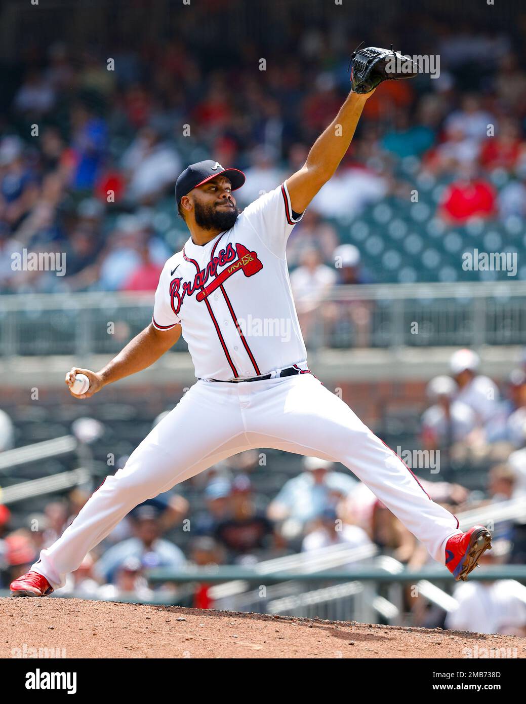 Atlanta Braves relief pitcher Kenley Jansen delivers in the ninth