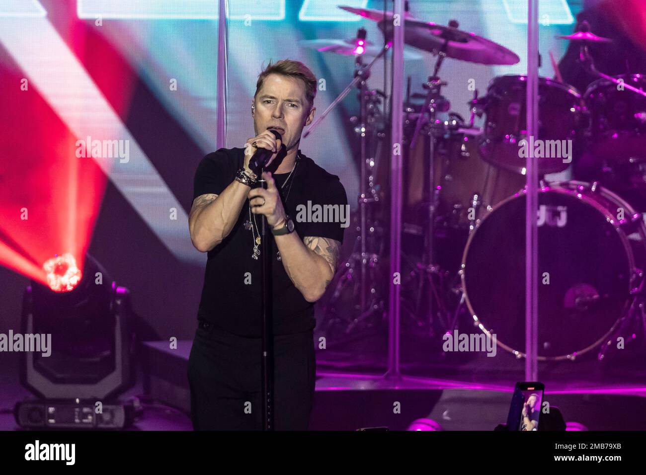 Ronan Keating performing on P&O Arvia on the Christmas - New Year cruise. Stock Photo