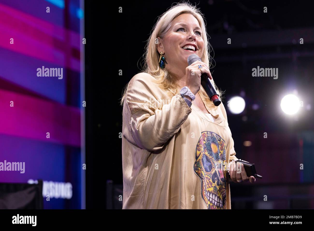 https://c8.alamy.com/comp/2MB7BD9/image-distributed-for-for-samsung-electronics-america-michelle-crossan-matos-chief-marketing-officer-of-samsung-electronics-america-talks-about-the-companys-efforts-to-celebrate-nft-creators-and-cultivate-communities-in-the-metaverse-at-samsung-837next-event-series-during-nftnyc-on-wednesday-june-22-2022-in-new-york-ann-sophie-fjello-jensenap-images-for-samsung-electronics-america-2MB7BD9.jpg