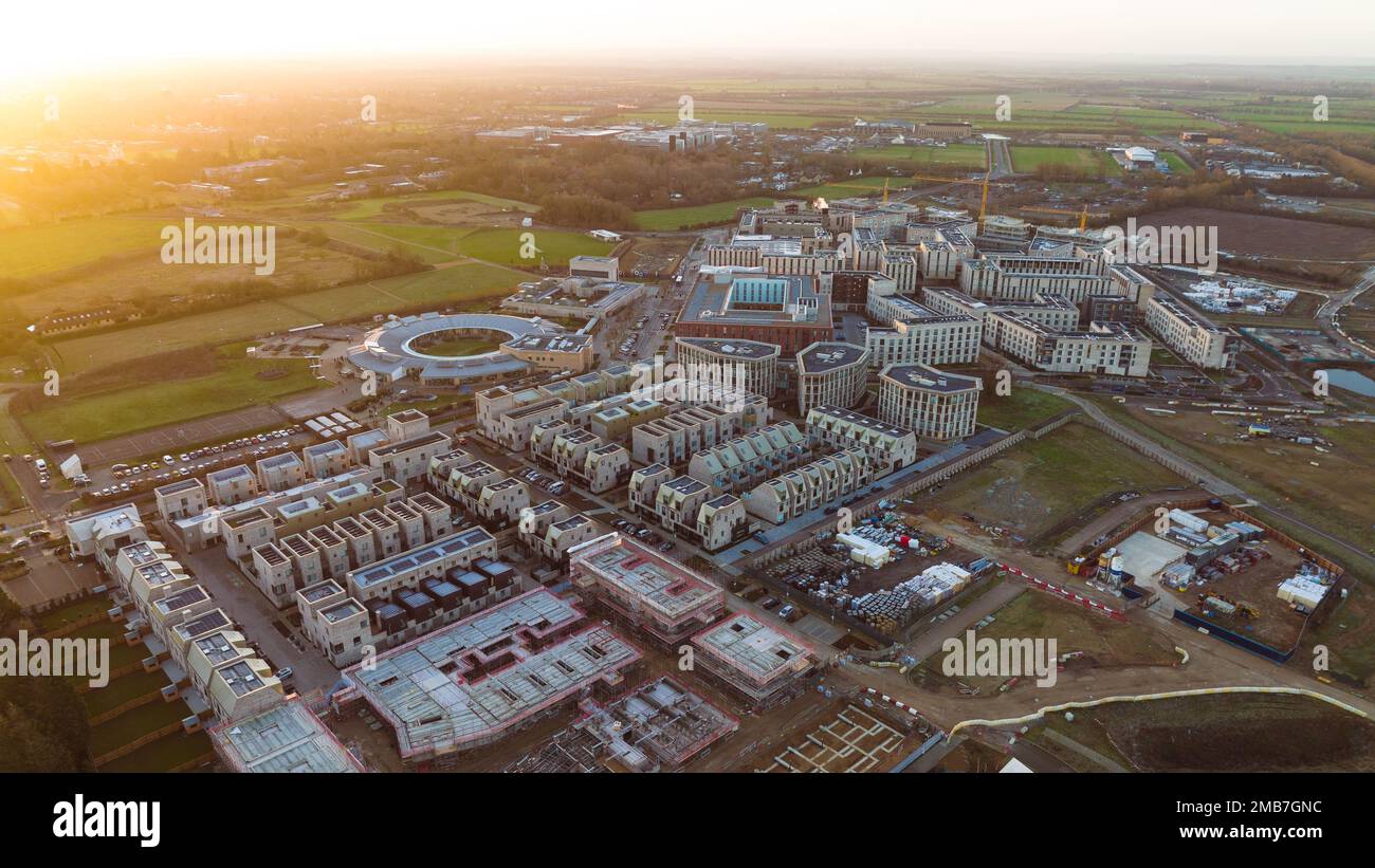 Eddington Cambridge - Drone photo showing the new small town including the University of Cambridge School and new homes Stock Photo