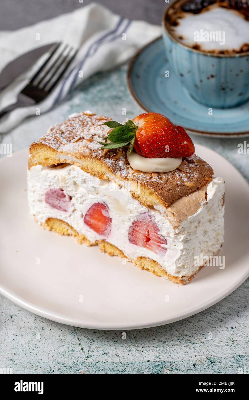 Strawberry and whipped cream cake. Strawberry and cream layer cake on ...
