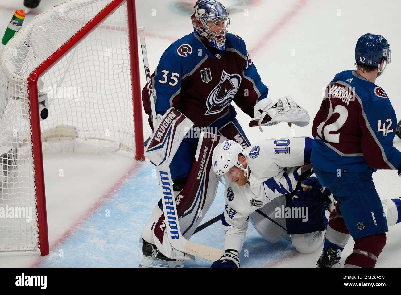 Darcy Kuemper 7, Corey Perry 0. Avalanche goalie handling Tampa
