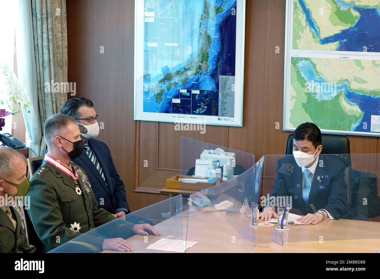 Commander of the U.S. Pacific Marine Corps, Lt. Gen. Steven Rudder ...