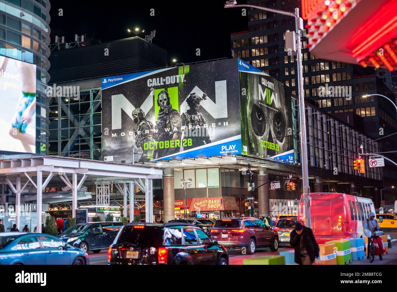 A billboard for the Activision videogame 'Call of Duty: Modern Warfare II“, seen in Times Square in New York on Wednesday, January, 18, 2023. (© Richard B. Levine) Stock Photo
