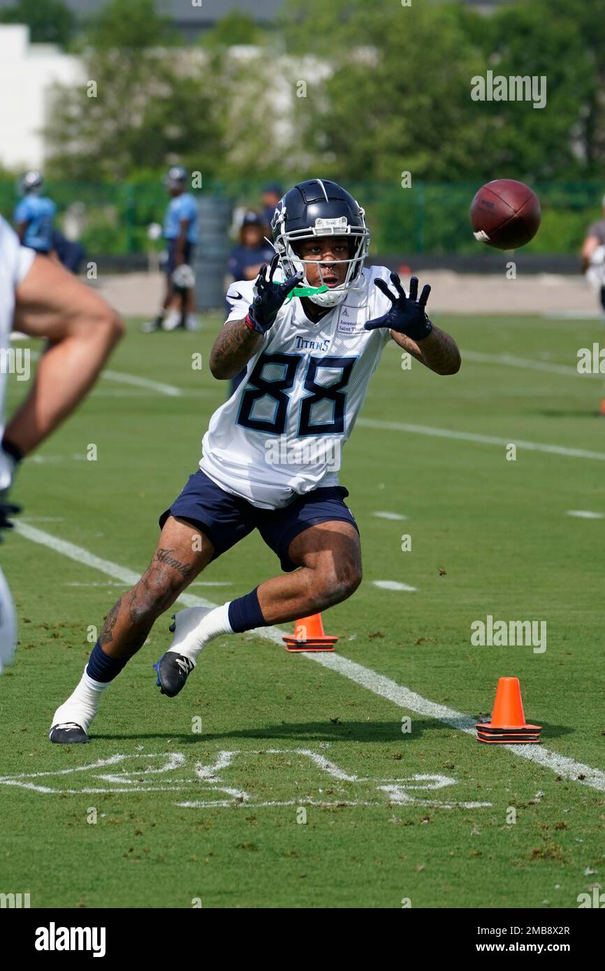 Tennessee Titans wide receiver Reggie Roberson Jr. takes part in a