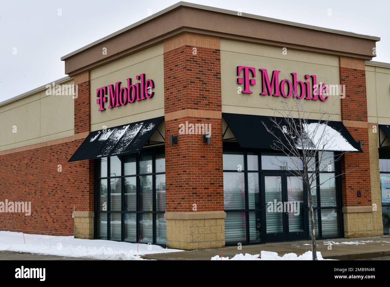 Cedar Falls, IA, USA. 20th Jan, 2023. View TMobile as news of 37 million TMobile accounts
