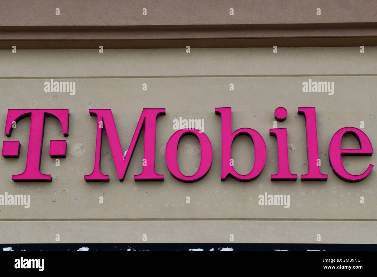Cedar Falls, IA, USA. 20th Jan, 2023. View TMobile as news of 37 million TMobile accounts