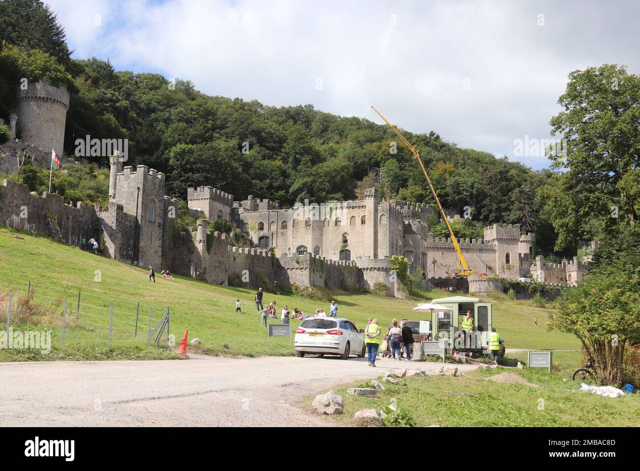 Gwrych Castle In Abergele Conwy North Wales Stock Photo Alamy gwrych-castle-in-abergele-conwy-north-wales-stock-photo-alamy