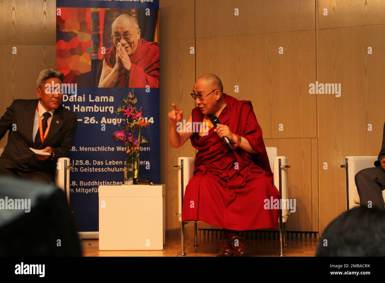 Dalai Lama in Hamburg zum Kongress 'Achtsamkeit' Stock Photo