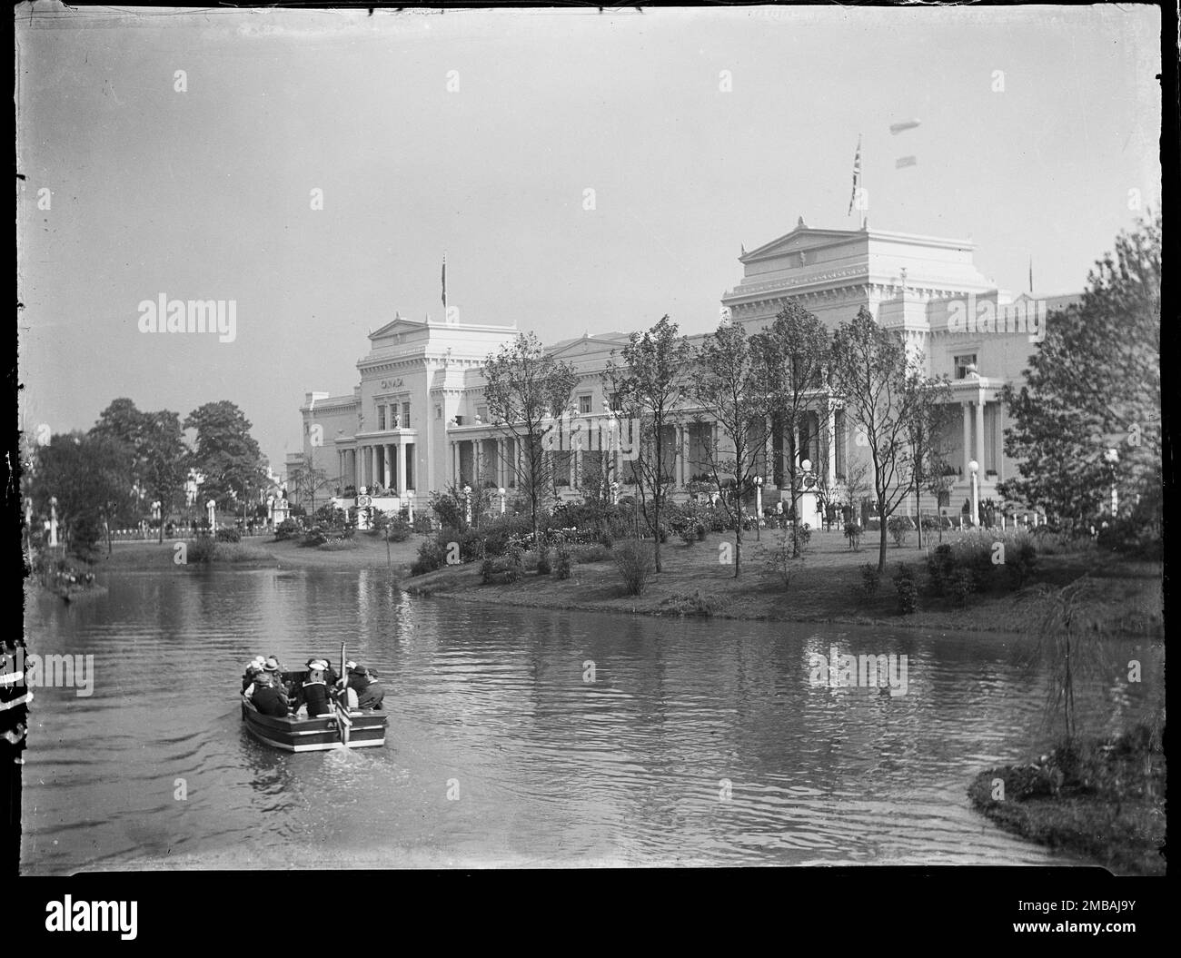 wembley-park-brent-greater-london-authority-1924-a-view-of-the