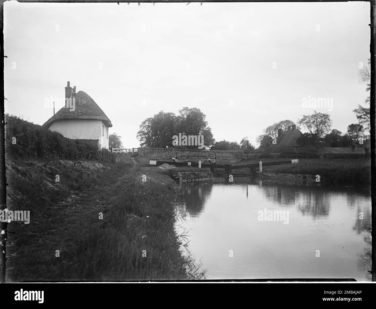 Wootton Rivers Lock, Wootton Rivers, Wiltshire, 1923. A view looking
