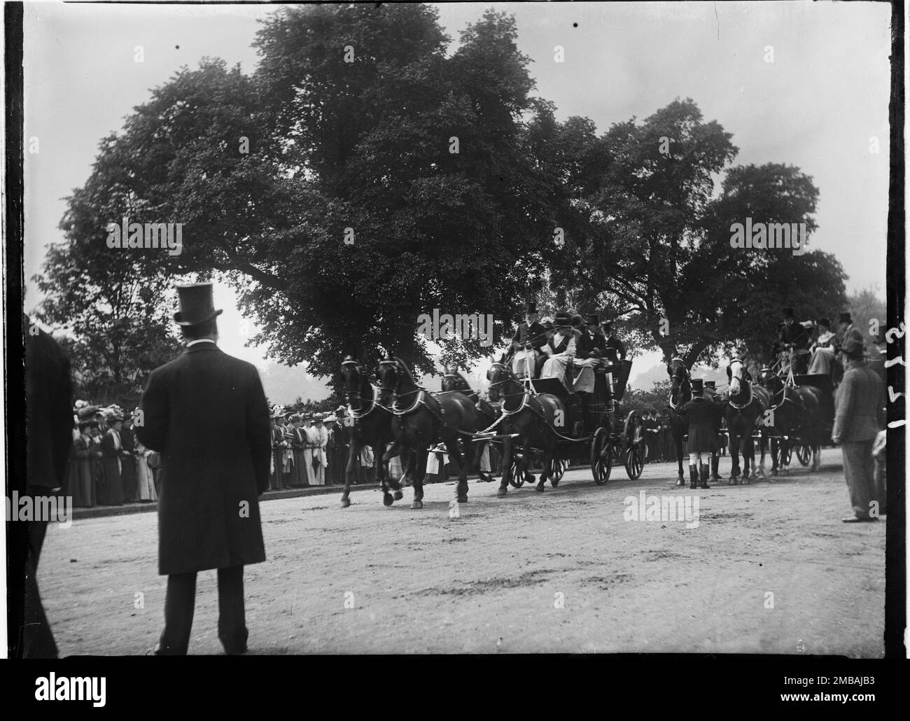 1800s man top hat hi-res stock photography and images - Alamy
