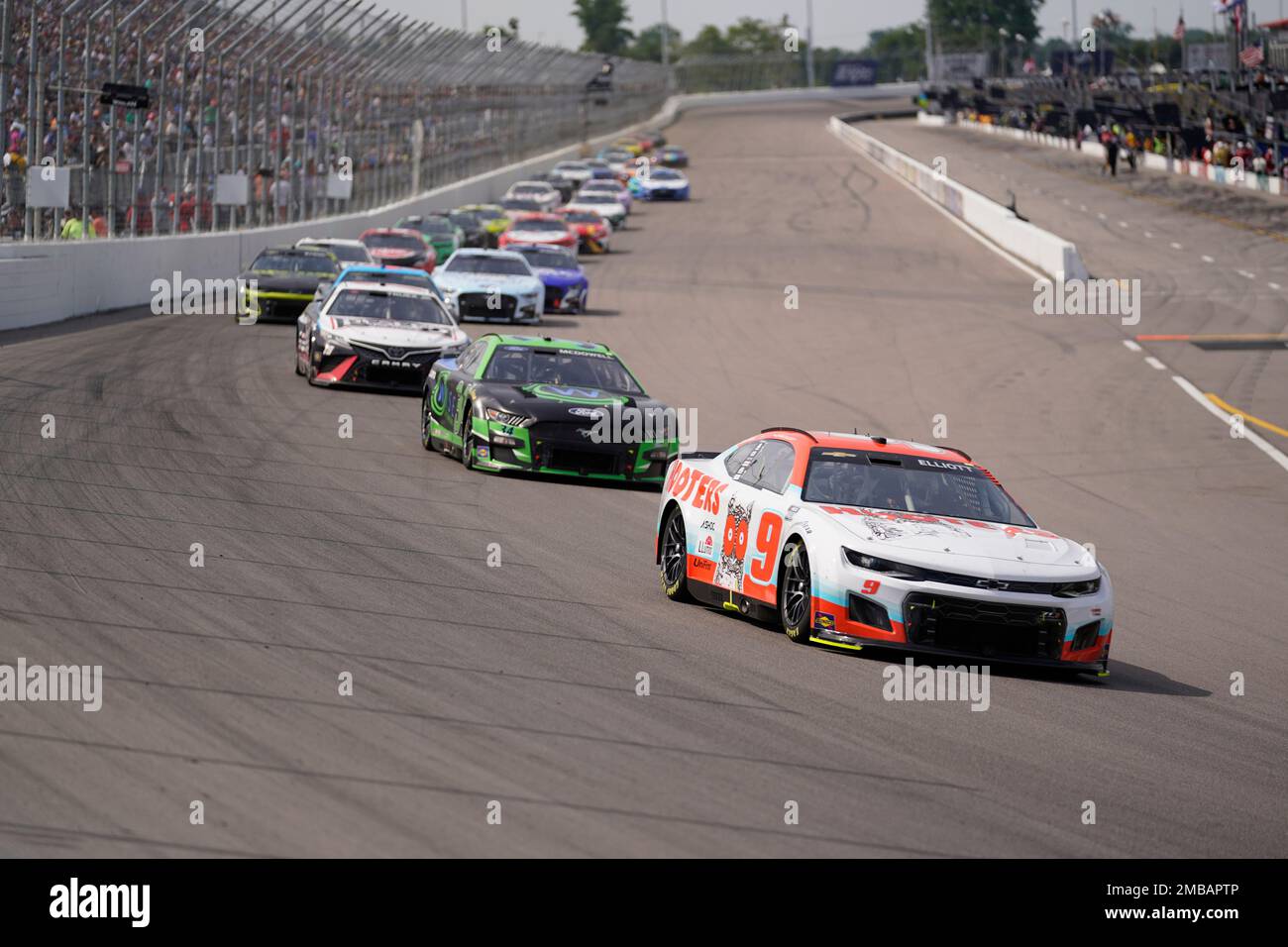 Madison I'll Raceway Chase Elliott (9) enters Turn 1 during a NASCAR Cup Series auto race at ...