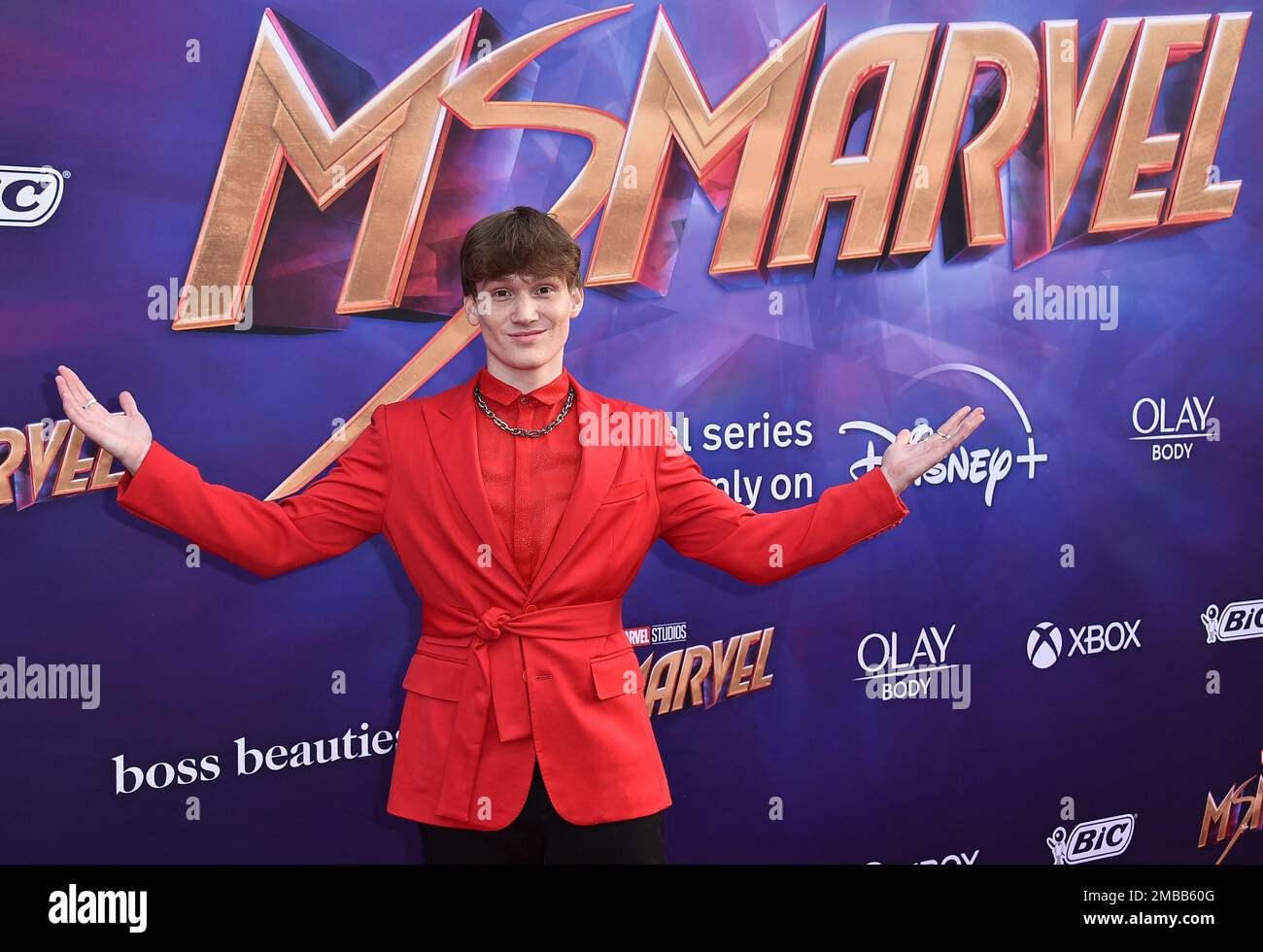 Cast member Matt Lintz arrives at the premiere of 