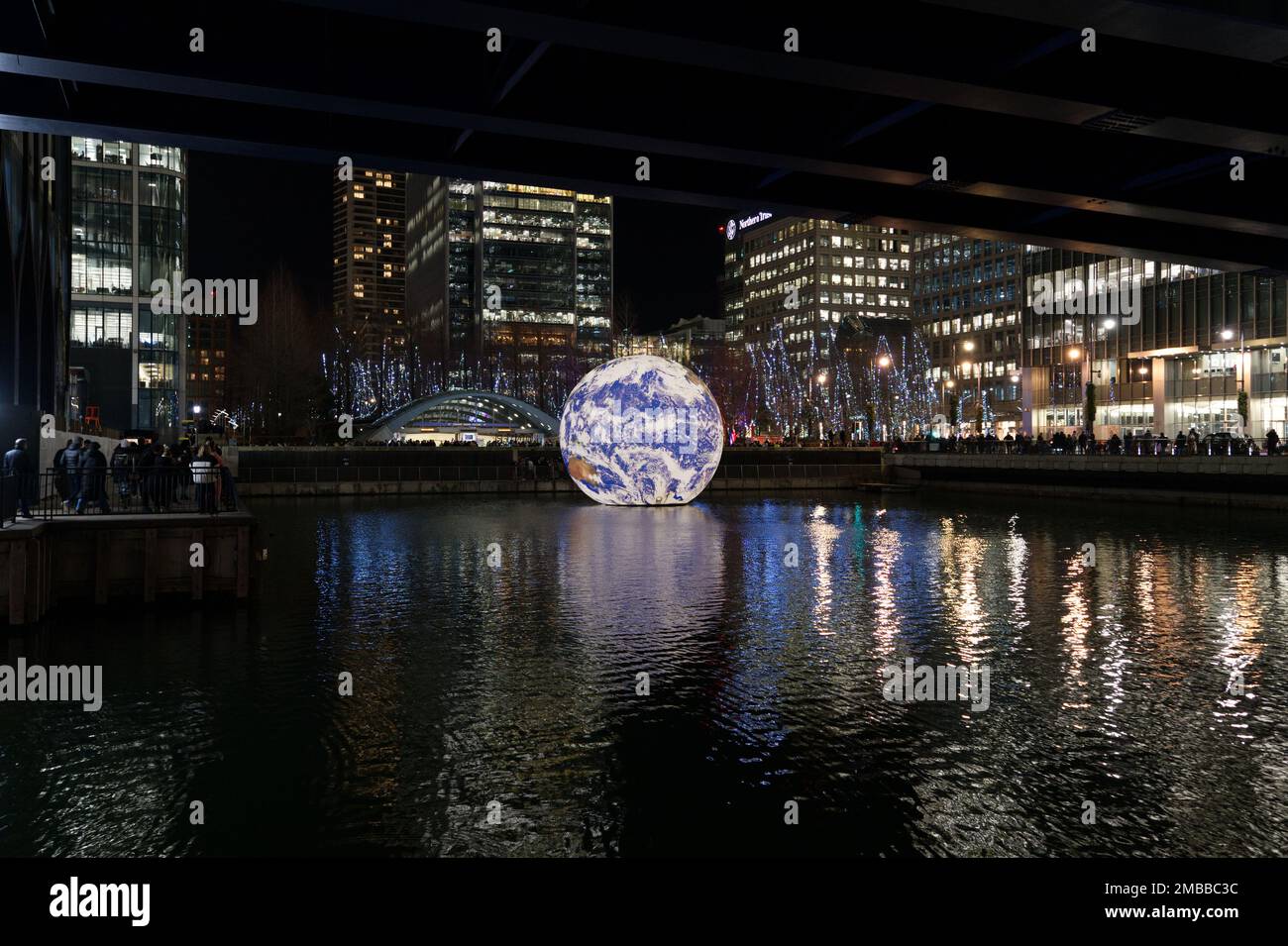 Winter Lights Festival 2023 at Canary Wharf Stock Photo Alamy