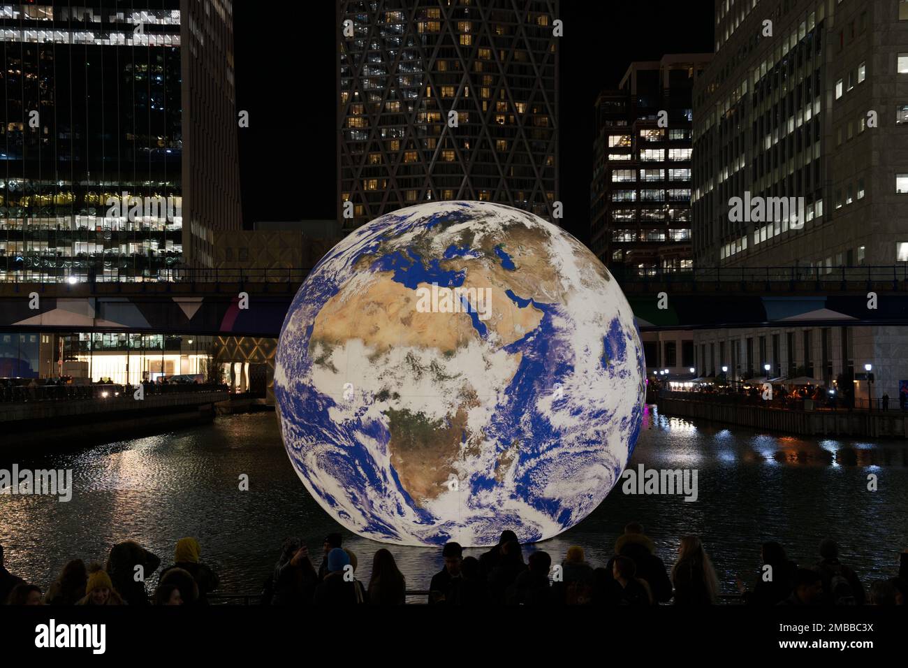 Winter Lights Festival 2023 at Canary Wharf Stock Photo Alamy