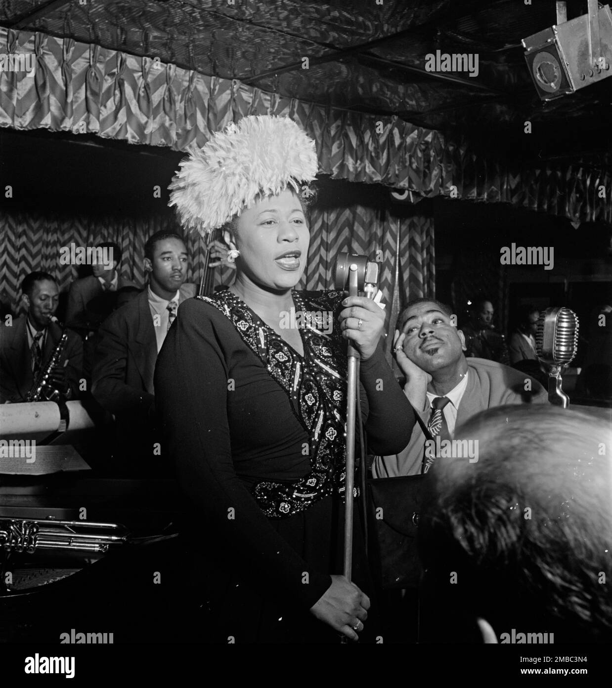 Portrait of Ella Fitzgerald, Dizzy Gillespie, Ray Brown, Milt (Milton) Jackson, and Timmie Rosenkrantz, Downbeat, New York, N.Y., ca. Sept. 1947. Stock Photo