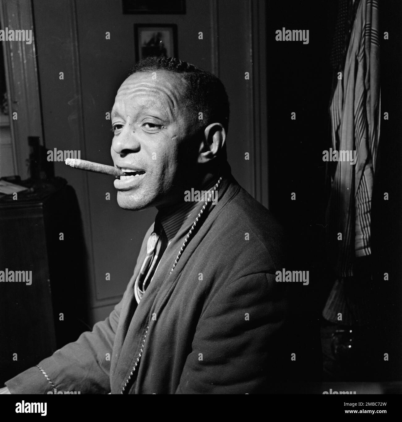 Portrait of Willie Smith in his apartment, Manhattan, New York, N.Y., ca. Jan. 1947. Stock Photo