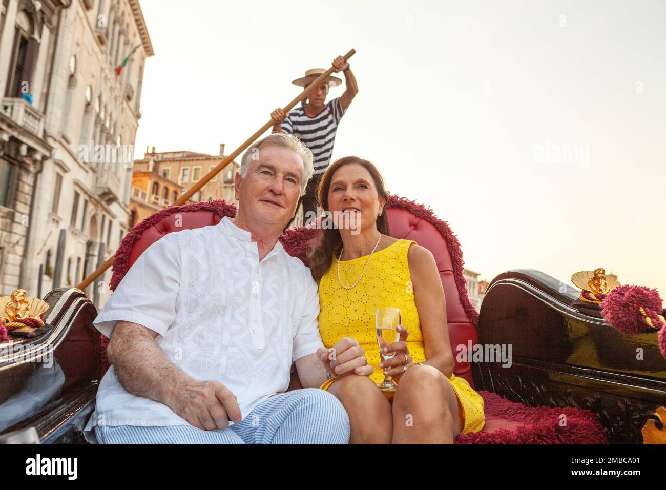 Gondola, Mature Romantic Couple, Venice, Italy Stock Photo Alamy