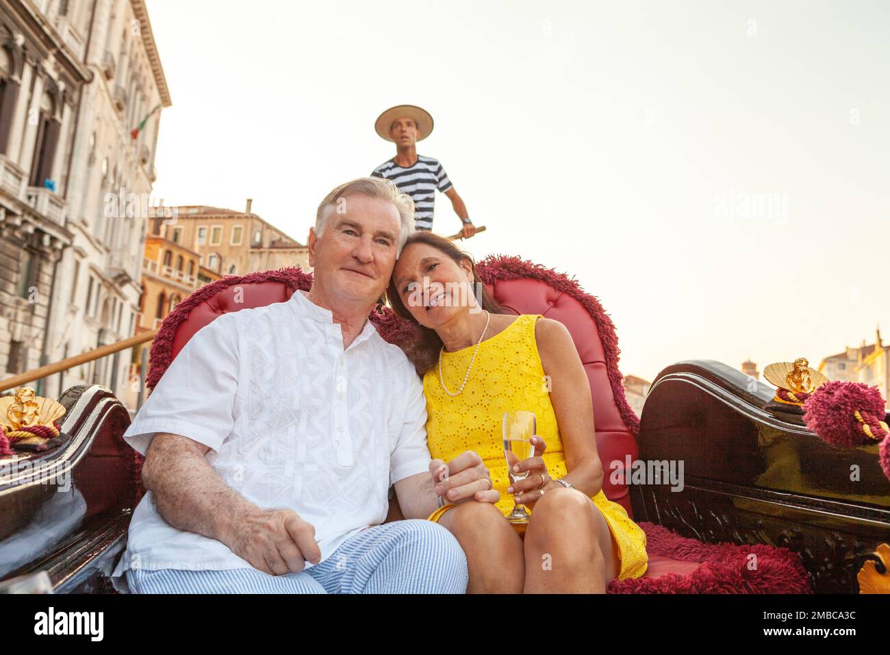 Gondola, Mature Romantic Couple, Venice, Italy Stock Photo Alamy