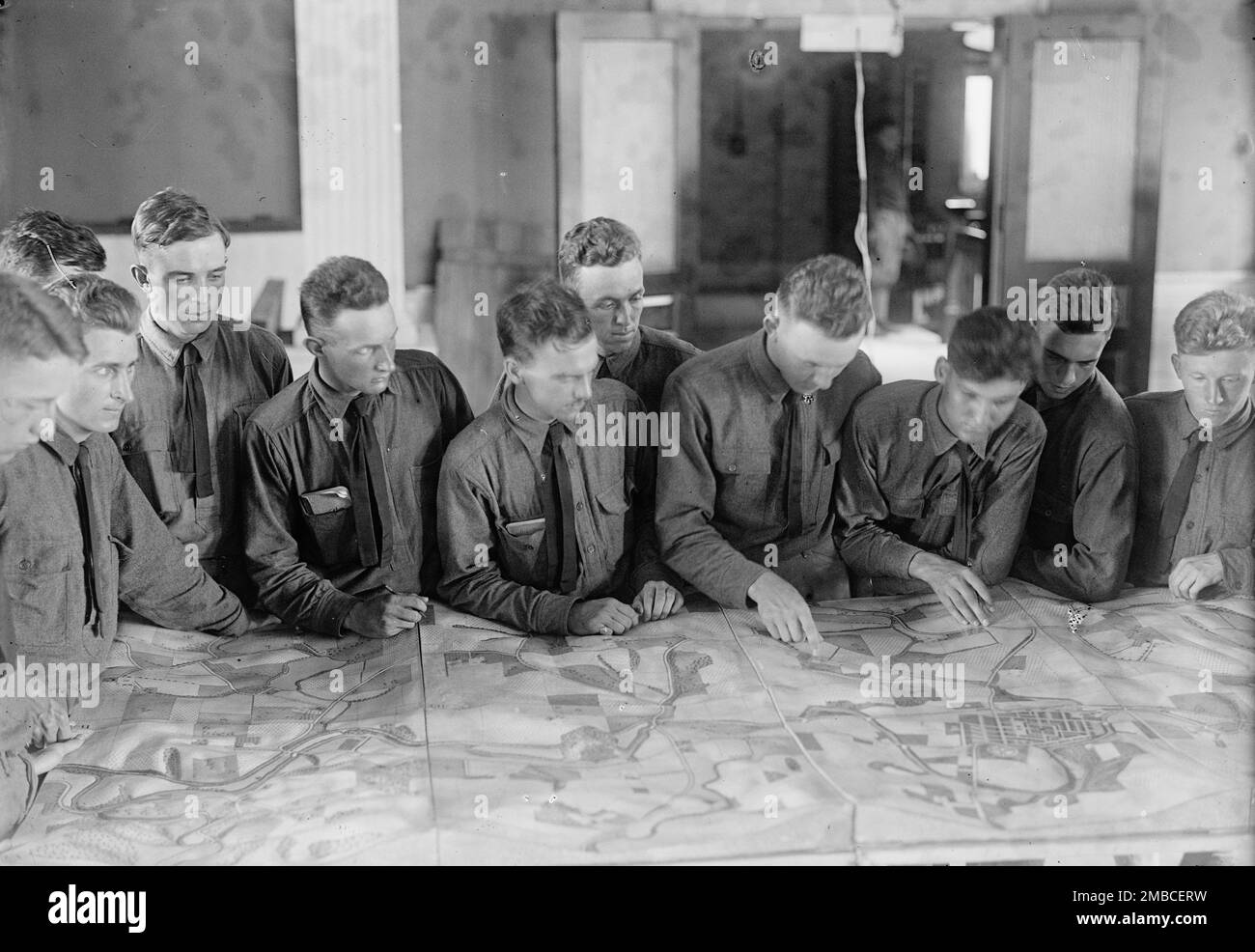 Military Training 1917 Or 1918 Stock Photo Alamy military-training-1917-or-1918-stock-photo-alamy
