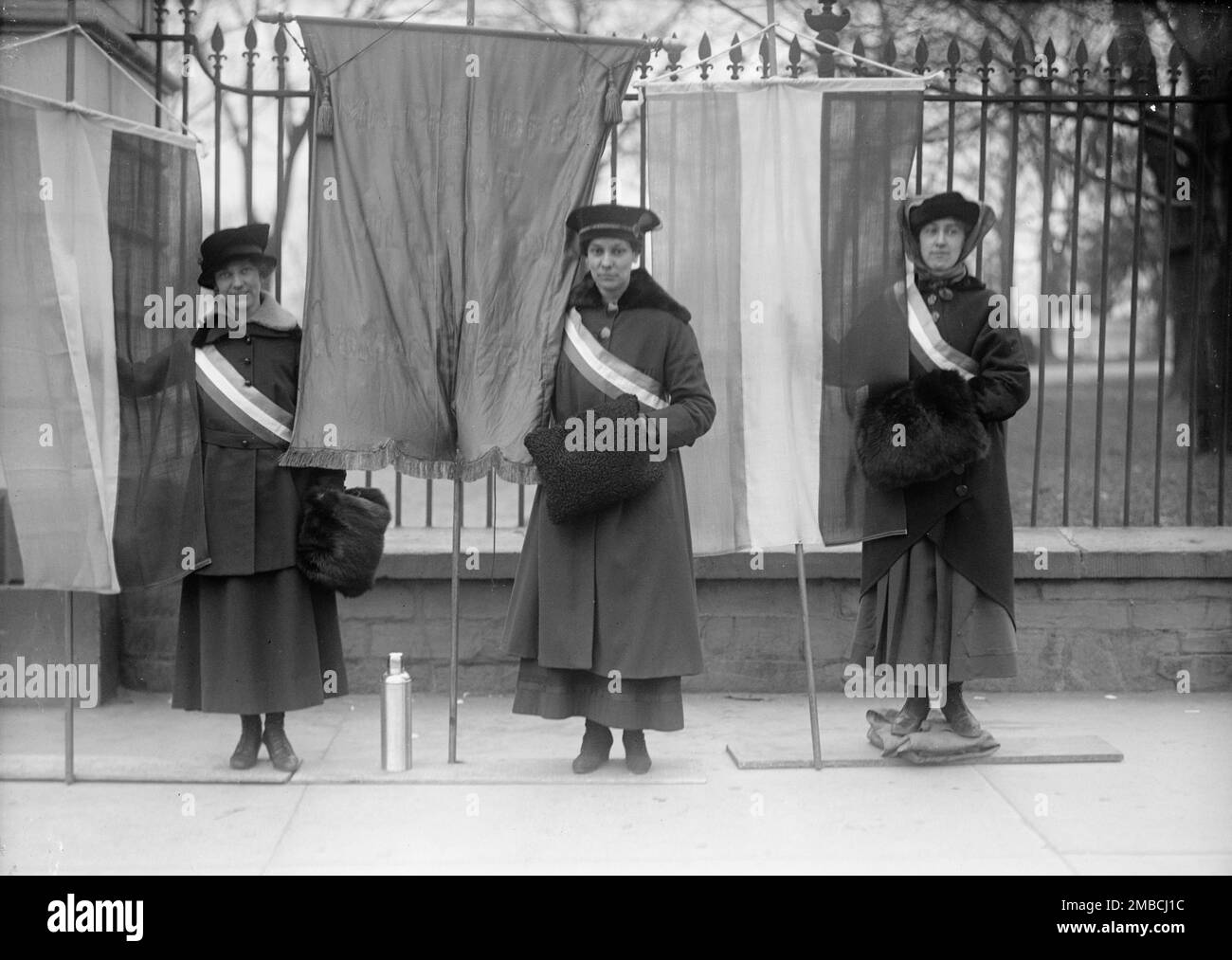 Woman Suffrage Pickets, 1917 Stock Photo Alamy