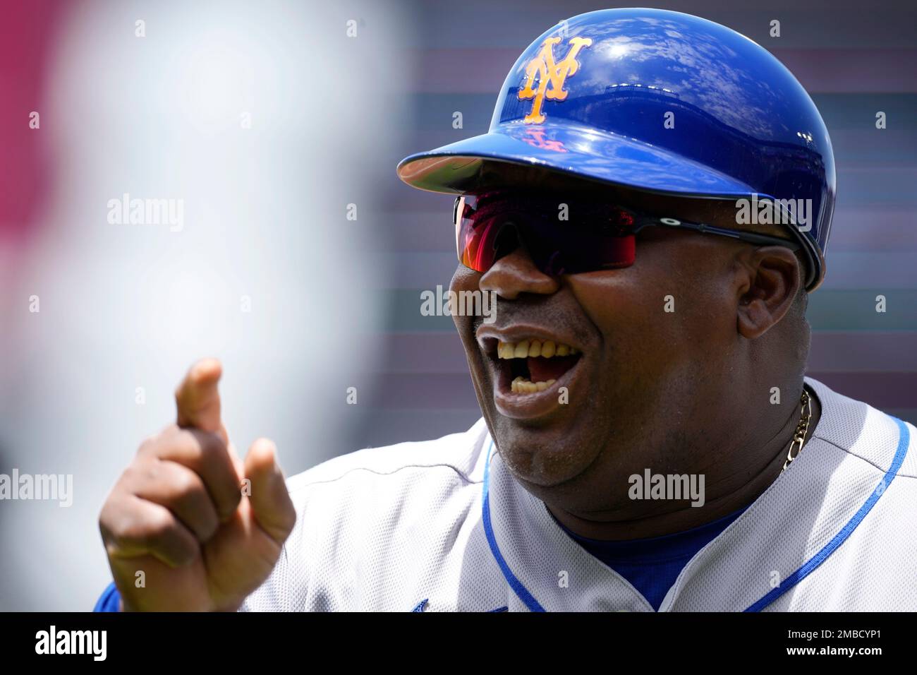 New York Mets first base coach Wayne Kirby (54) in the first inning of