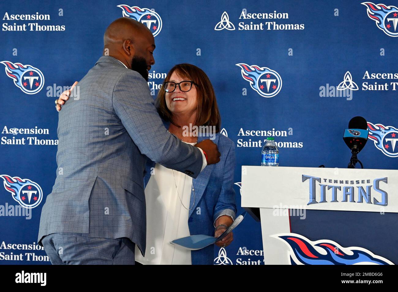 Amy Adams Strunk Titans Owner's Daughter Marries Team's Exec At Their