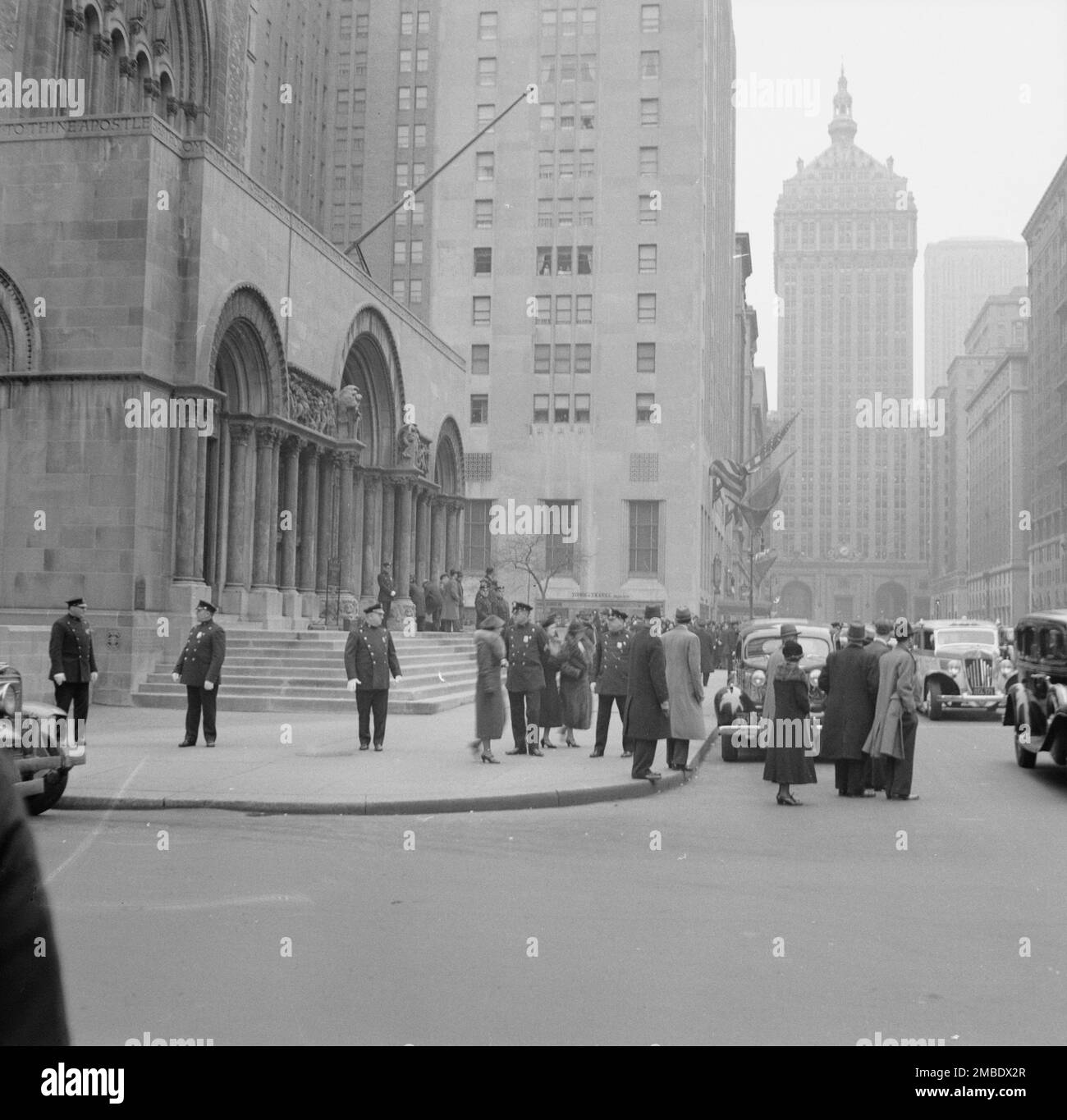 Street corner 1930s new york hi-res stock photography and images - Alamy