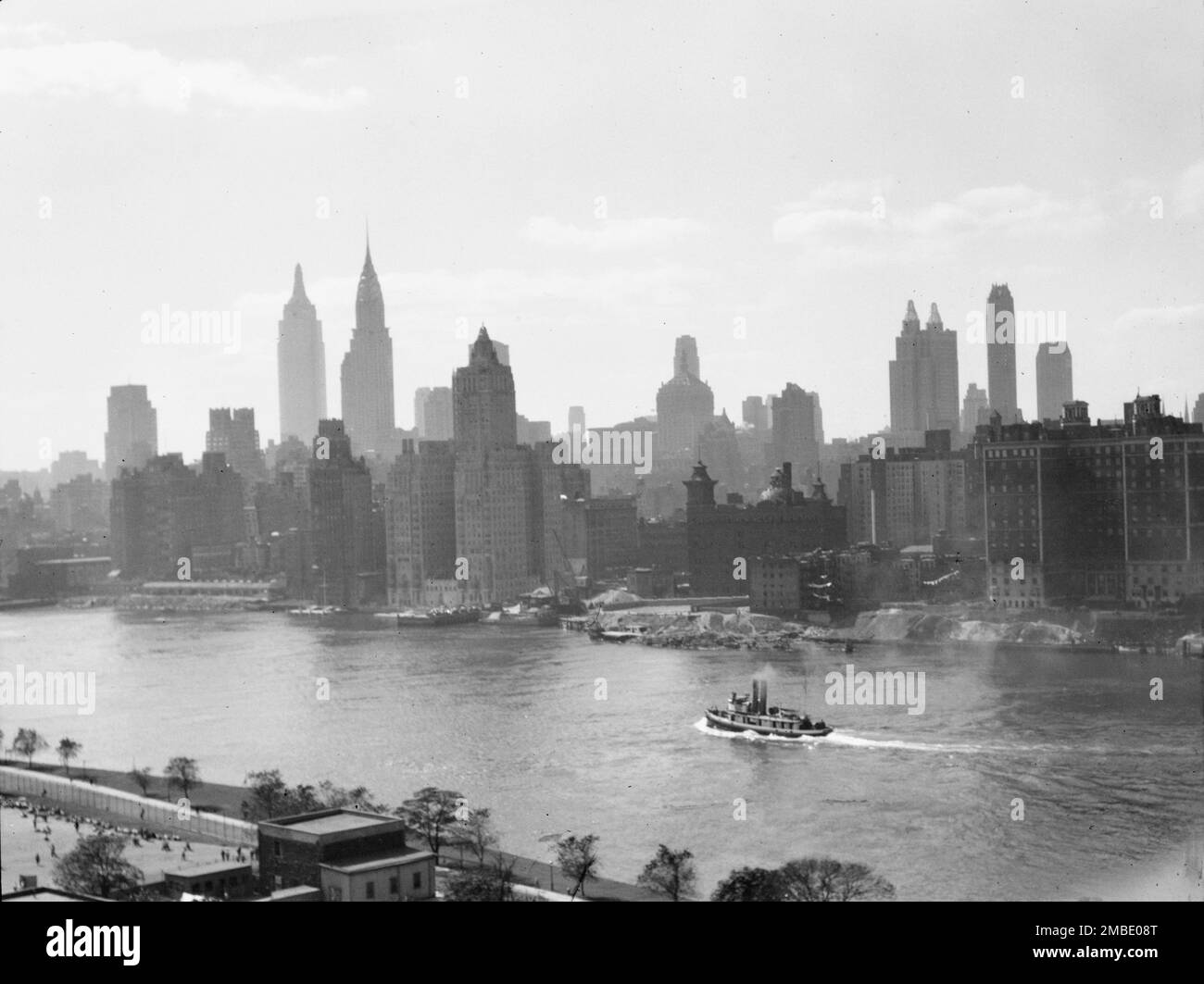 1930s new york city skyline Black and White Stock Photos & Images - Alamy