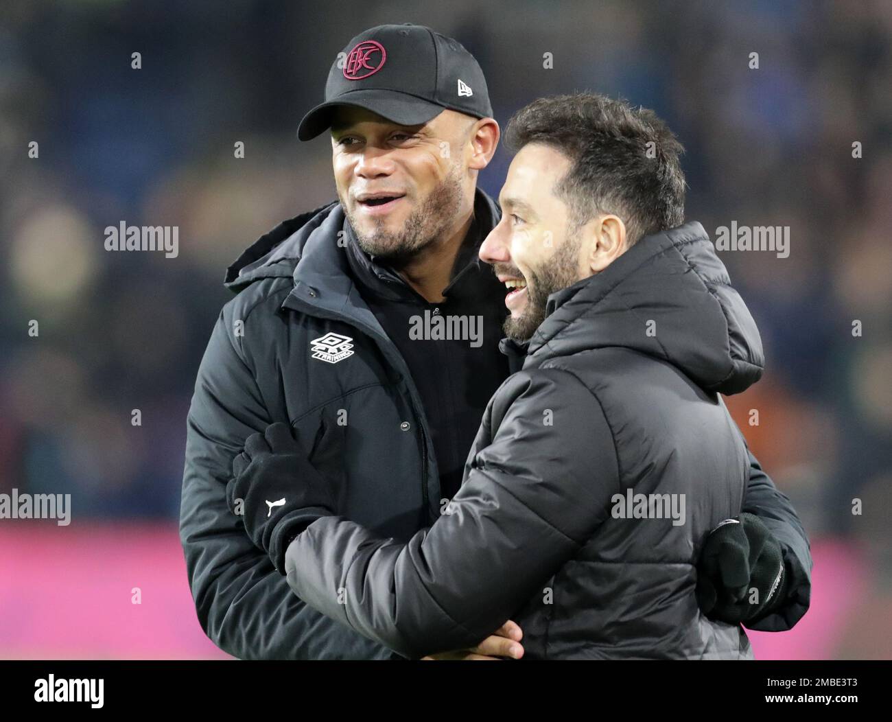 Burnley, UK. 20th Jan, 2023. 20th January 2023: Turf Moor, Burnley, Lancashire, England; EFL Championship Football, Burnley versus West Bromwich Albion; Burnley manager Vincent Kompany speaks with West Bromwich Albion manager Carlos Corberan Credit: Action Plus Sports Images/Alamy Live News Stock Photo