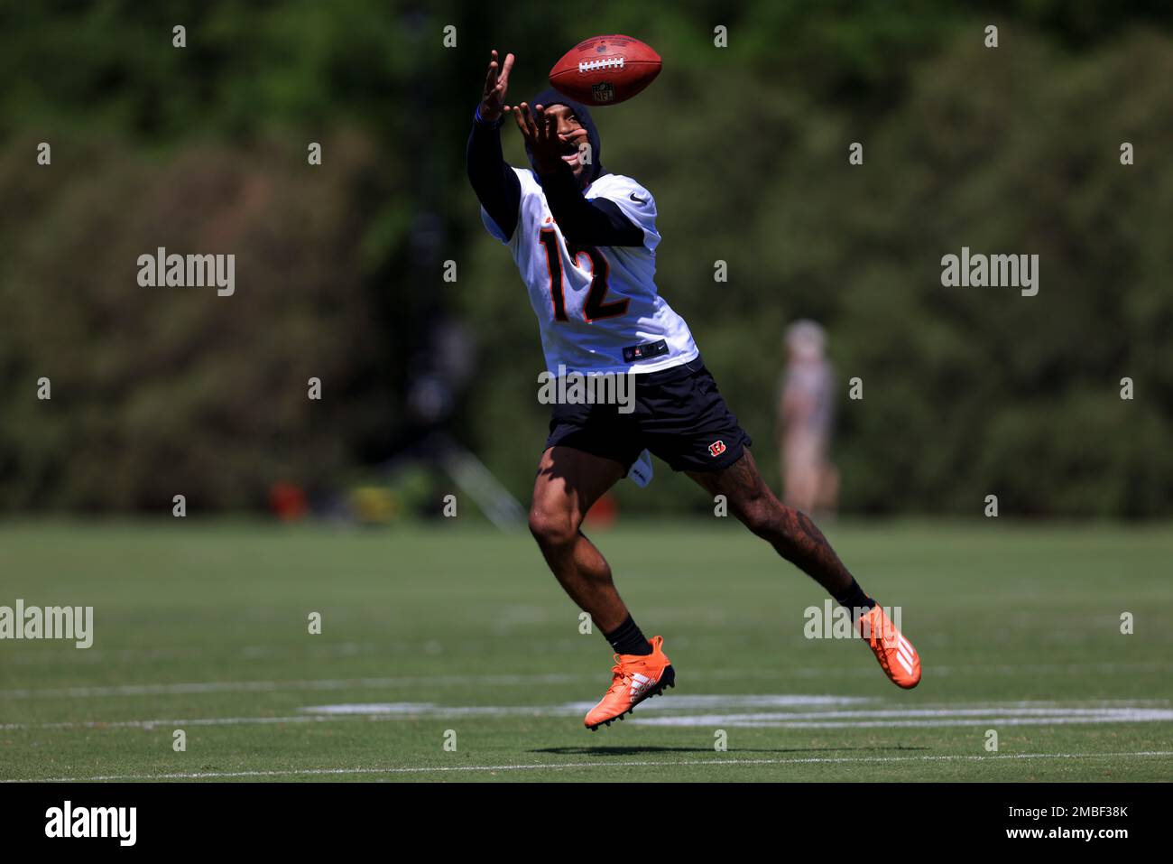 Cincinnati Bengals' Pooka Williams Jr. makes a catch as he