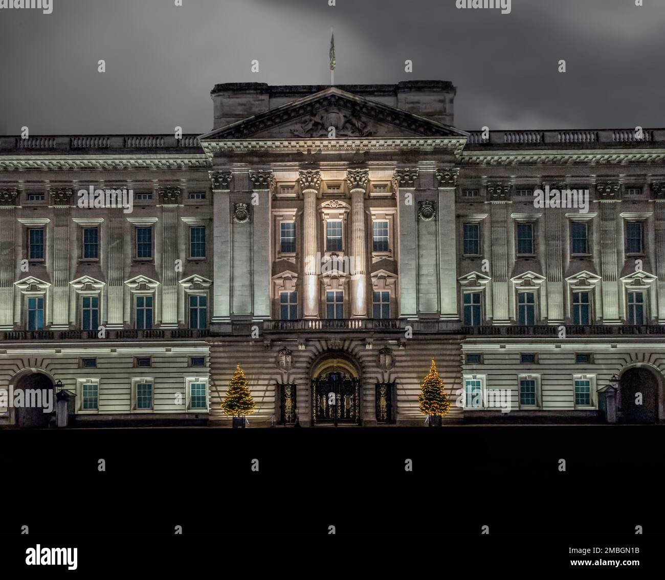 Christmas Trees outside Buckingham Palace the first with King Charles as monarch Stock Photo