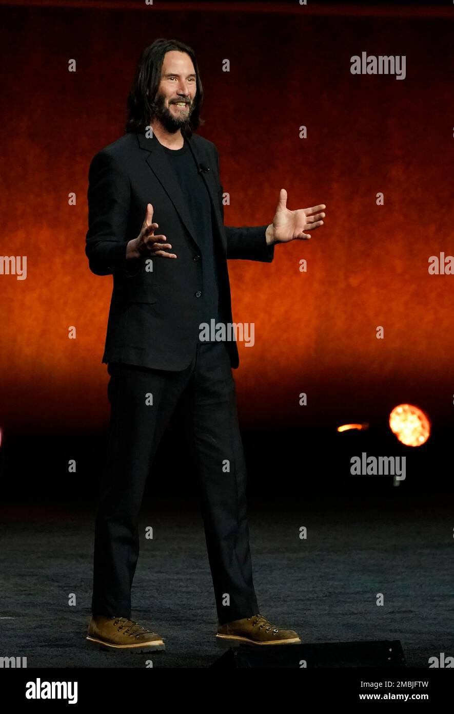 Keanu Reeves, a cast member in John Wick: Chapter 2, poses at the  premiere of the film at ArcLight Cinemas on Monday, Jan. 30, 2017, in Los  Angeles. (Photo by Chris Pizzello/Invision/AP