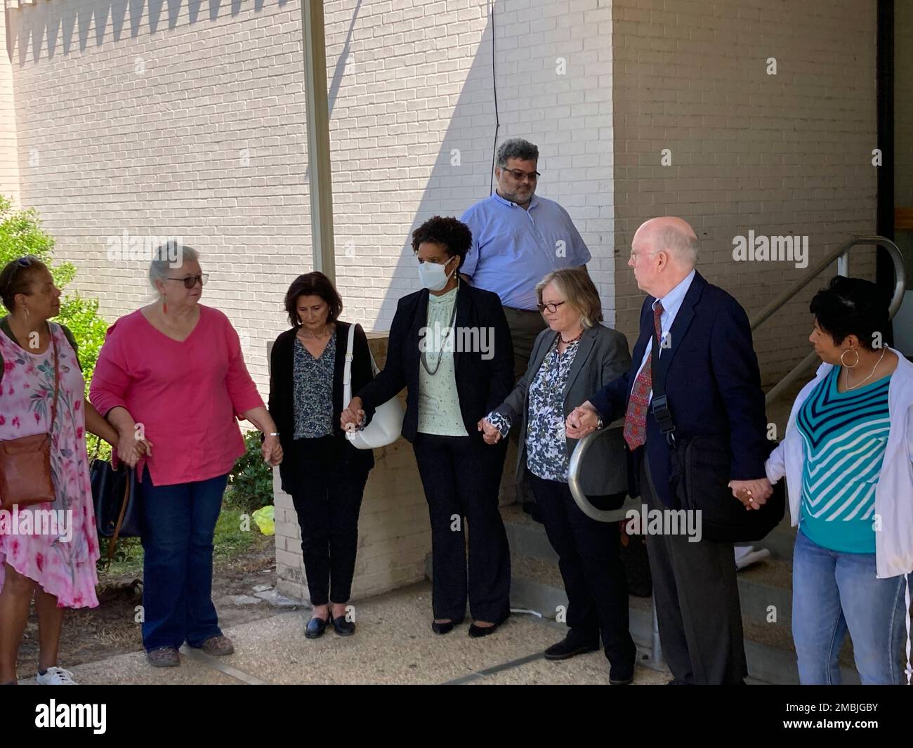 Opponents of a grain elevator to be built along the Mississippi River