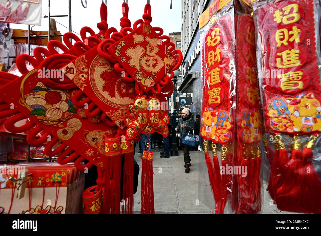 New York, USA. 20th Jan, 2023. Members of the ethnic Chinese community seen shopping for