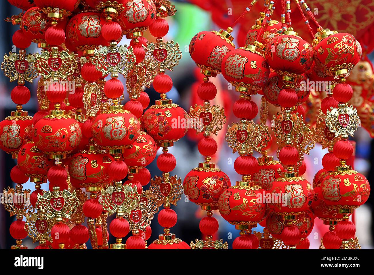New York, USA. 20th Jan, 2023. Members of the ethnic Chinese community seen shopping for