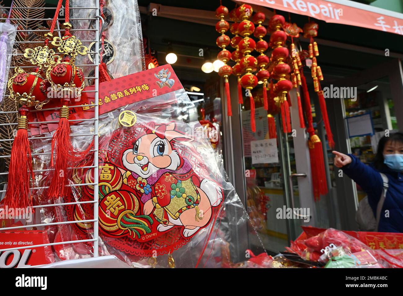 New York, USA. 20th Jan, 2023. Members of the ethnic Chinese community seen shopping for