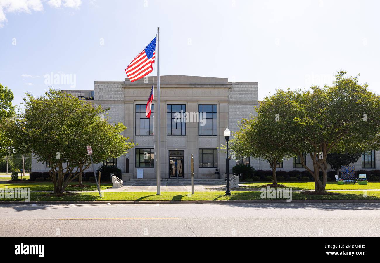 Adel, USA April 17, 2022 The Cook County Courthouse Stock