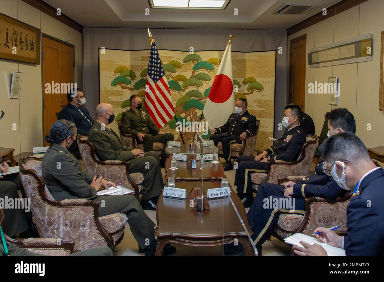 U.S. Marine Corps Lt. Gen. Steven R. Rudder, left, commander, U.S. Marine Corps Forces, Pacific, and Japan Ground Self-Defense Force Gen. Yoshihide Yoshida, chief of staff, meet for an out-call after the Pacific Amphibious Leaders Symposium 2022, Tokyo, Japan, June 17, 2022. This iteration of PALS brought senior leaders of allied and partnered militaries together to discuss amphibious force readiness, expeditionary advanced base operations, intermediate force capabilities, and ways to improve interoperability between partners within the Indo-Pacific region. A total of 18 participating delegati Stock Photo