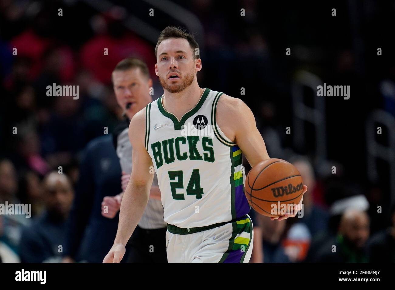 Milwaukee Bucks' Pat Connaughton plays against the Boston Celtics during  the first half of an NBA basketball game, Friday, Nov. 12, 2021, in Boston.  (AP Photo/Michael Dwyer Stock Photo - Alamy