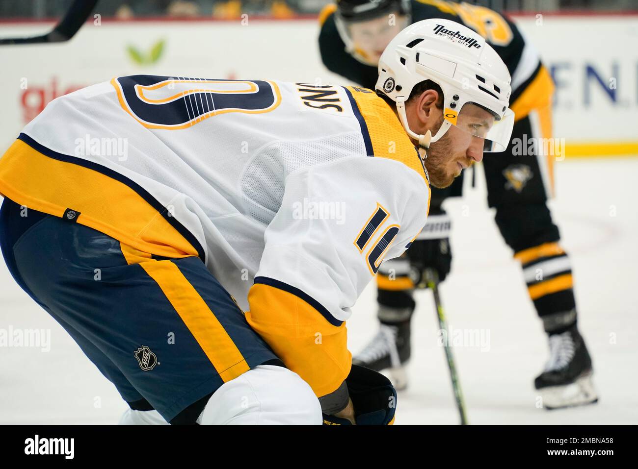 Nashville Predators Colton Sissons (10) plays against the Pittsburgh Penguins during the first period of an NHL hockey game, Sunday, April 10, 2022, in Pittsburgh
