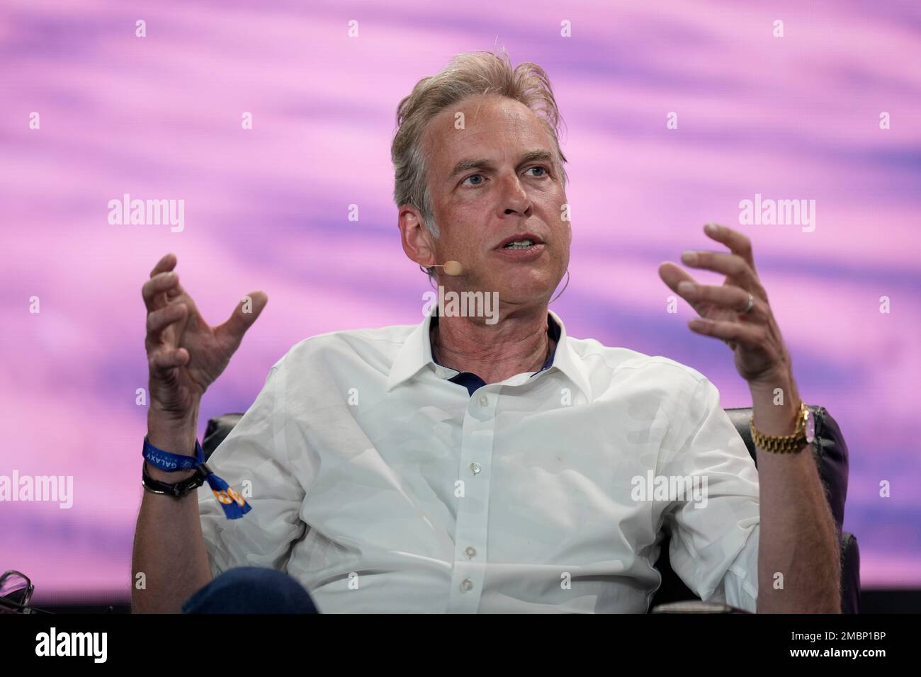 Podcaster Adam Curry participates in a panel at the Bitcoin Conference,  Thursday, April 7, 2022, in Miami Beach, Fla. (AP Photo/Rebecca Blackwell  Stock Photo - Alamy