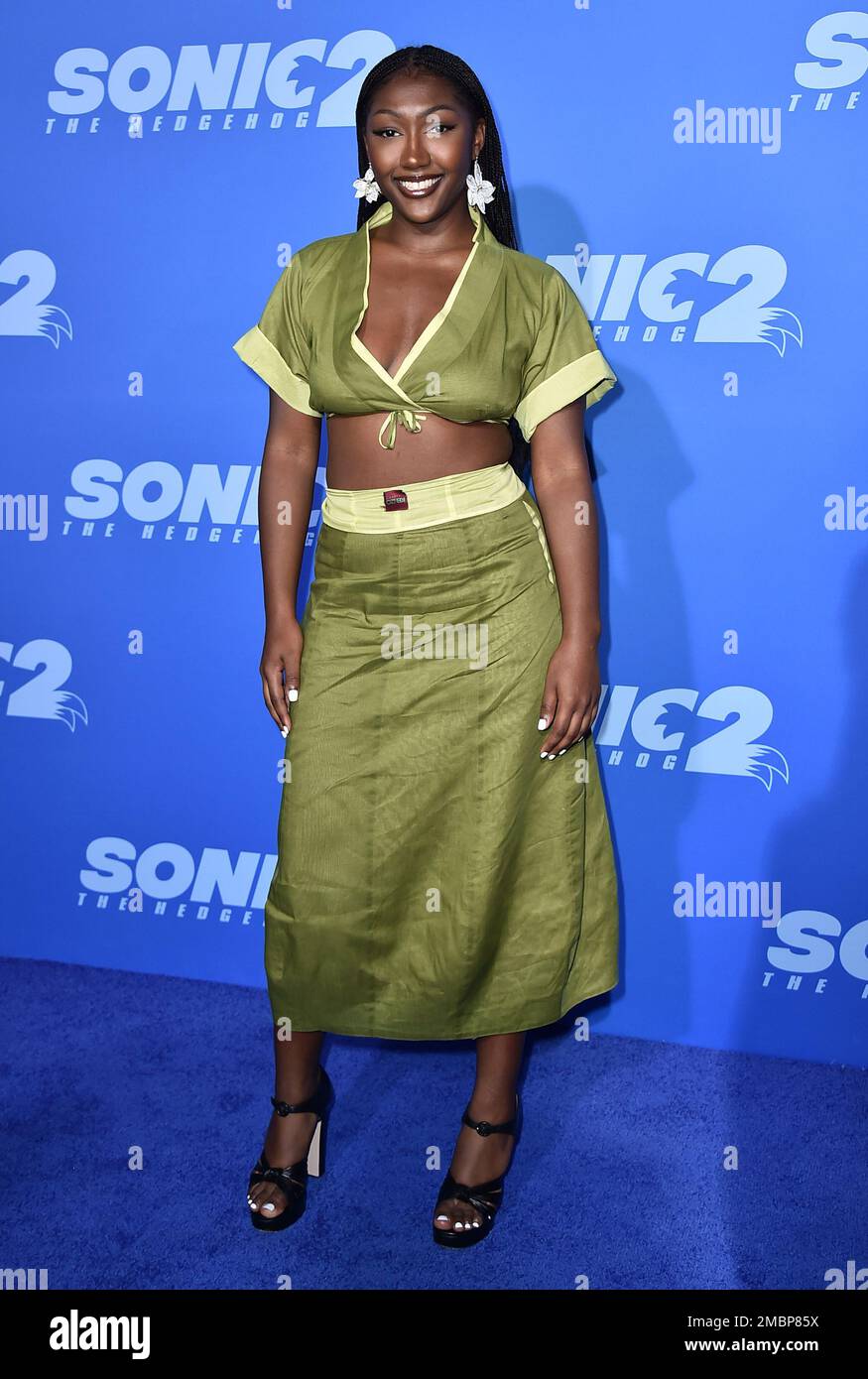 Isan Elba arrives at the Los Angeles premiere of 